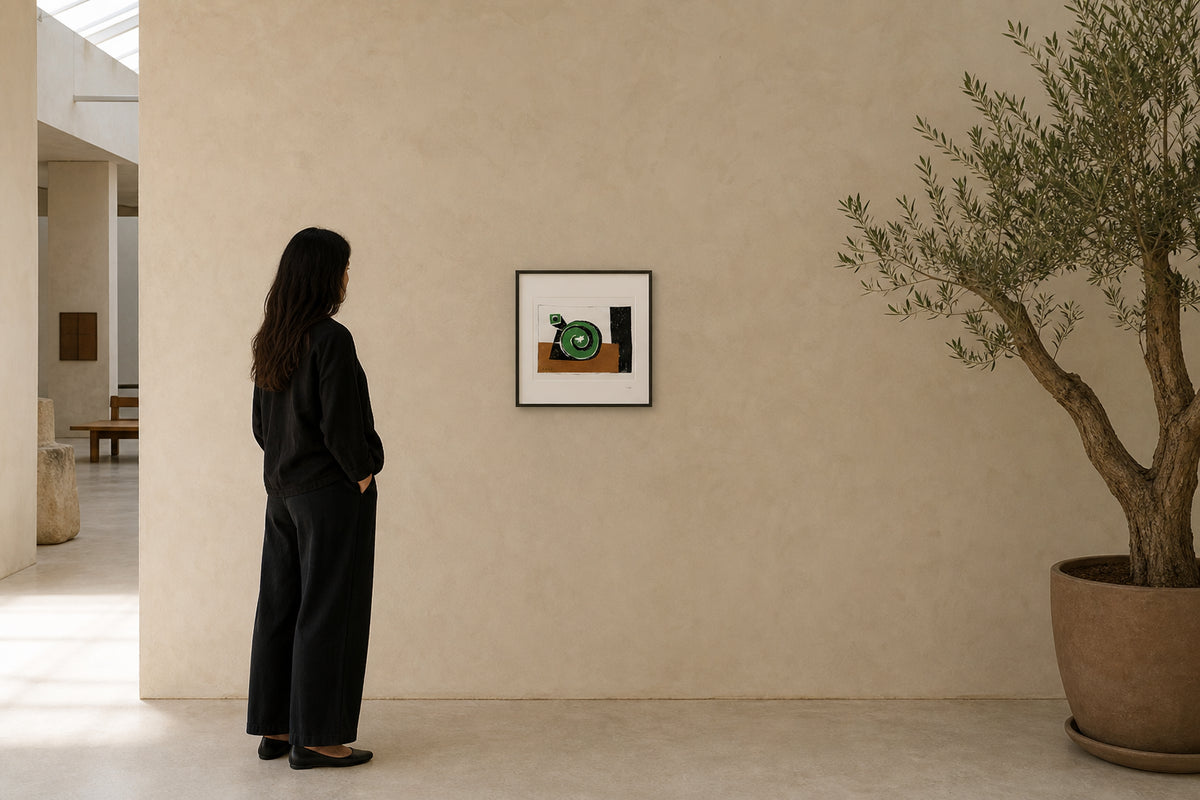 Abstract Bird with Green Circle - shown to scale