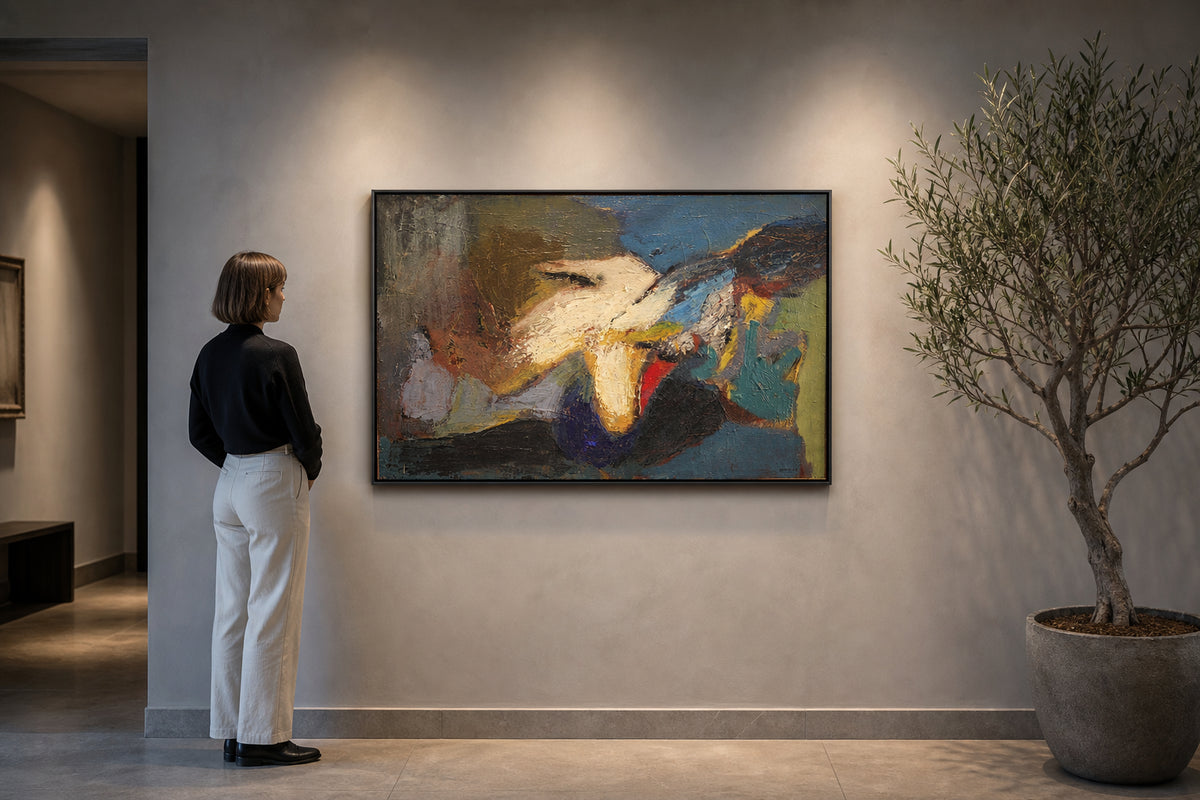 Abstract Bird in Flight - shown to scale